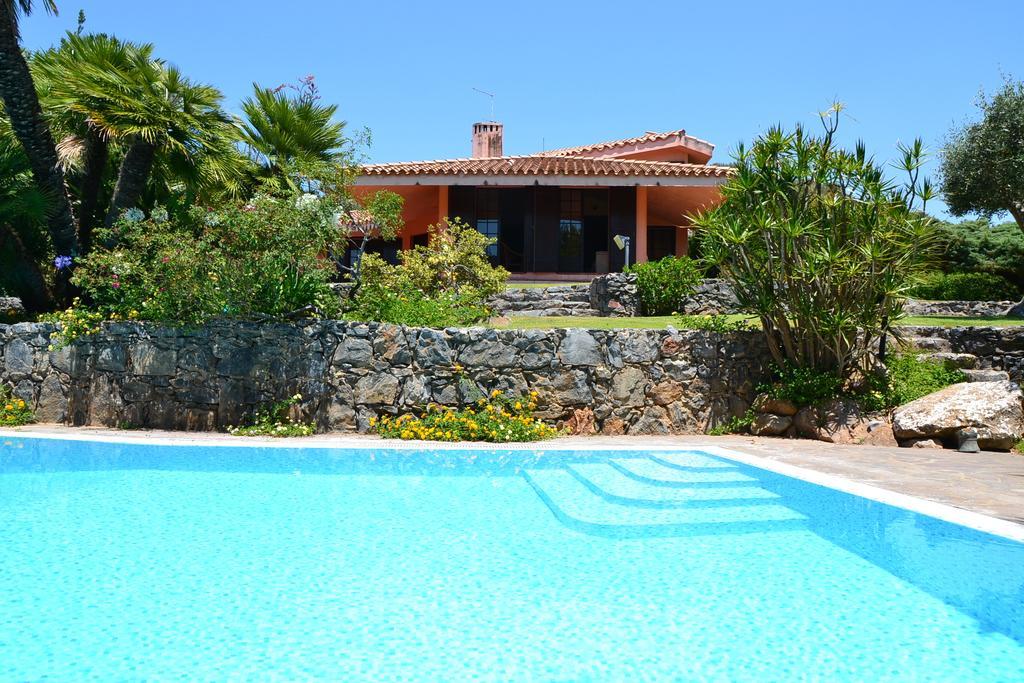 A Casa Di Angela B&B Carbonia Exterior foto